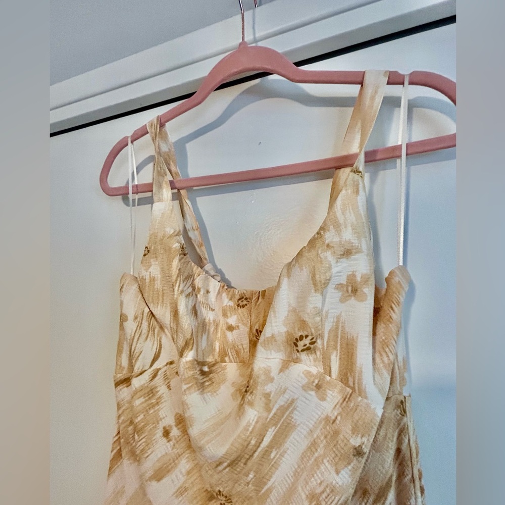 Hersy Yellow Floral Midi Dress